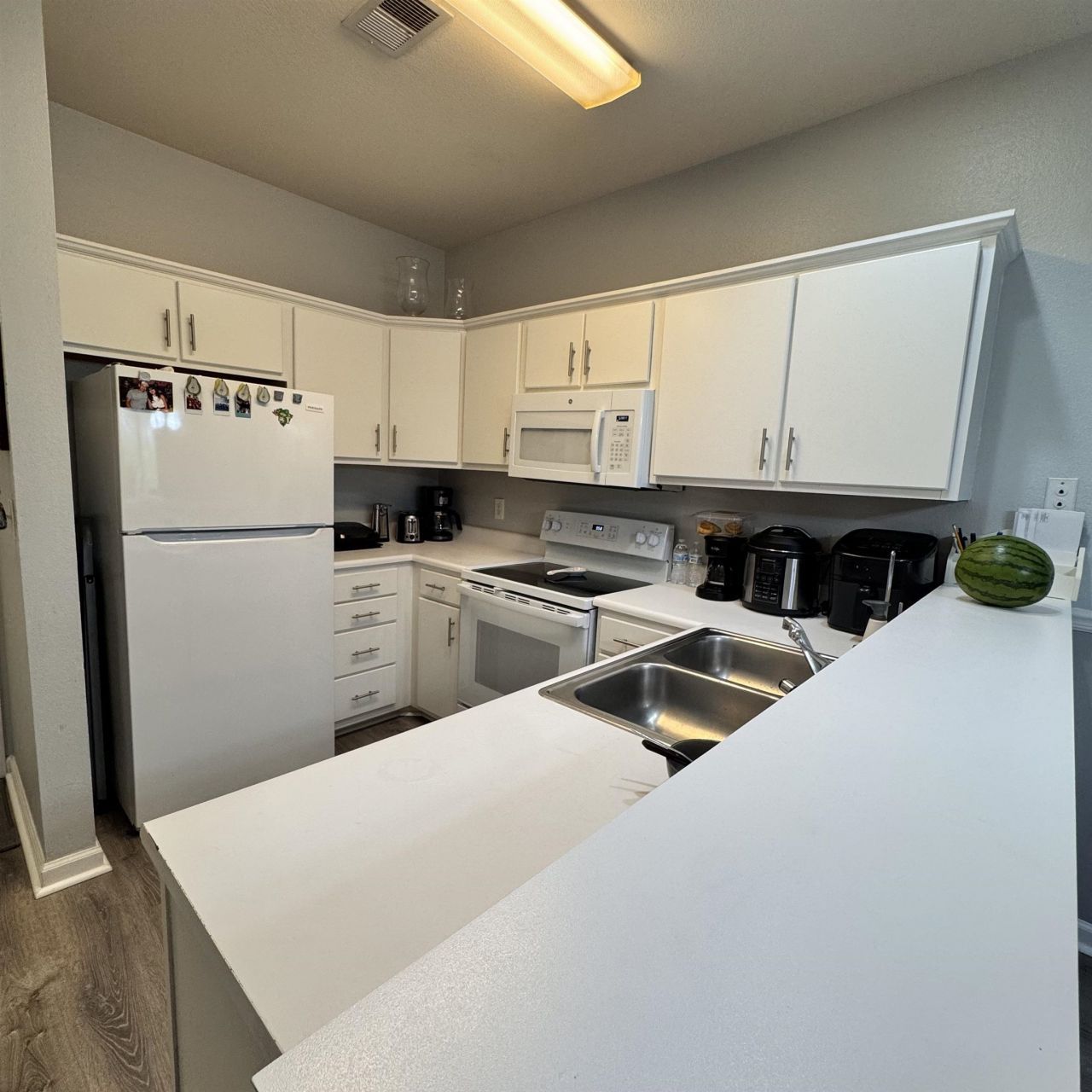 1294 River Oaks Dr. Photo 8