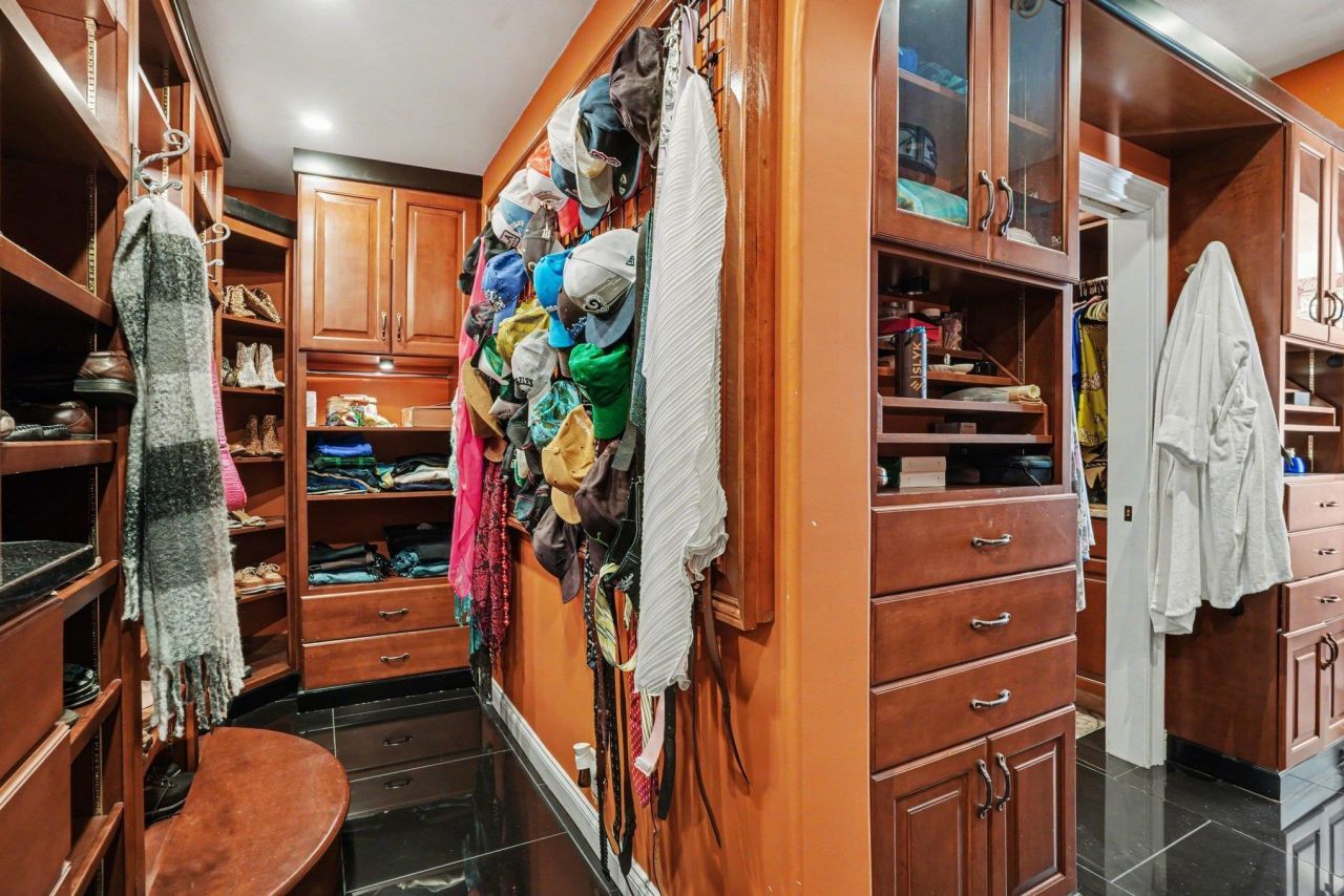 2276 Big Landing Dr. Photo 16