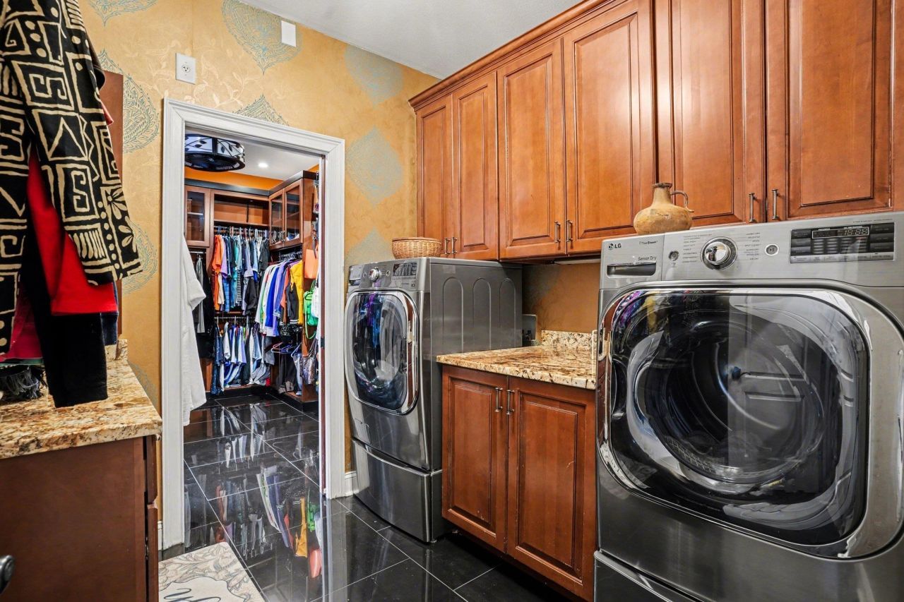 2276 Big Landing Dr. Photo 17