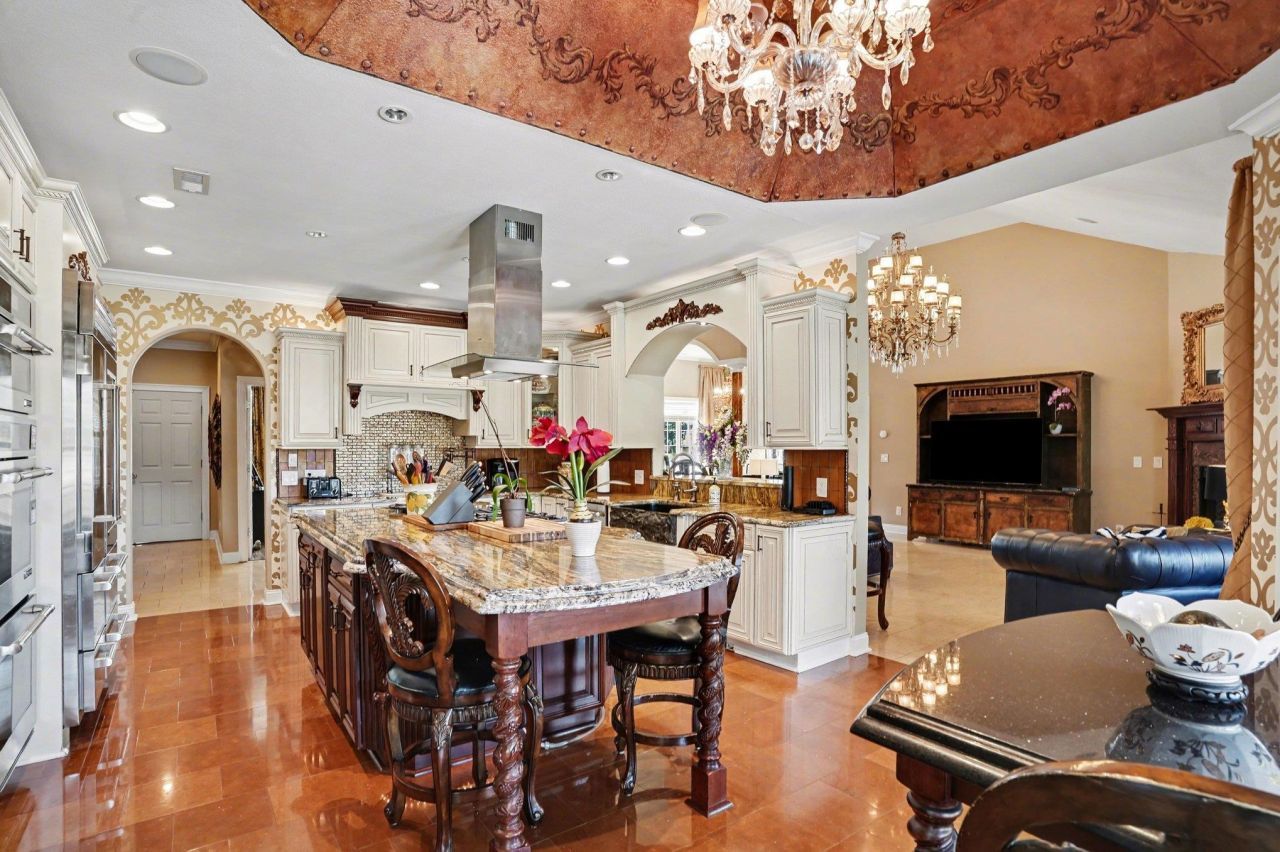 2276 Big Landing Dr. Photo 21