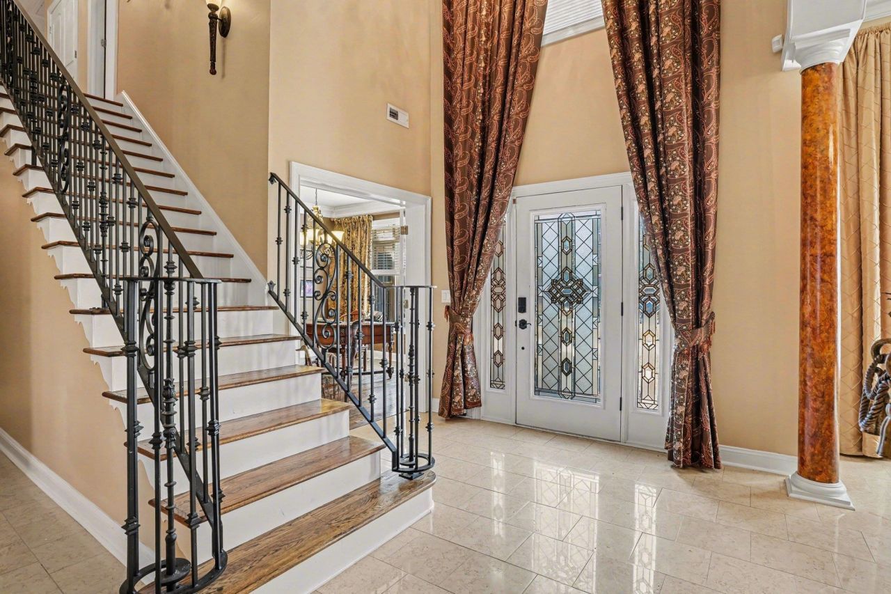 2276 Big Landing Dr. Photo 4