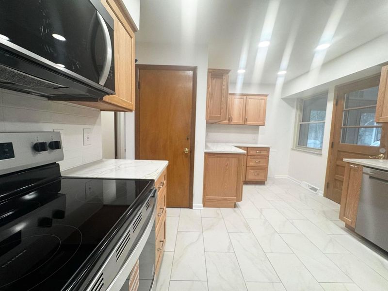 3640 Tillbury Avenue, Columbus, OH 43220 Photo 16