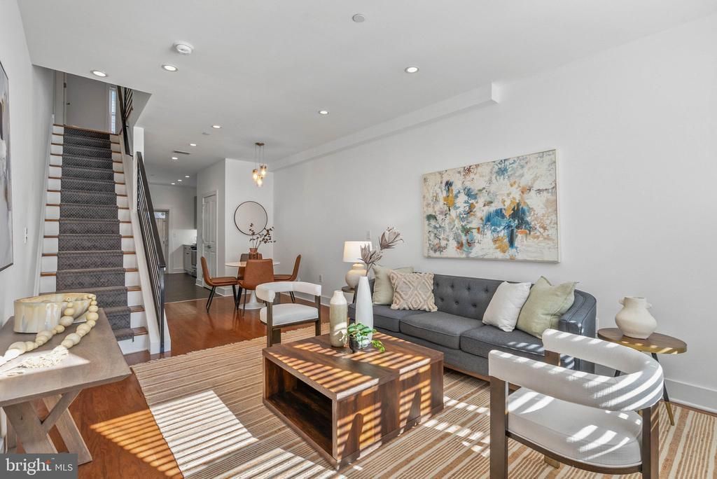 1213 Peters Street, Philadelphia, PA 19147 Main Photo