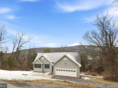 588 APPLE ORCHARD DRIVE, LINDEN, VA 22642
