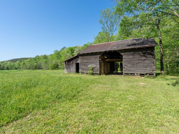 3795 Wayland Springs Rd, Iron City, TN 38463