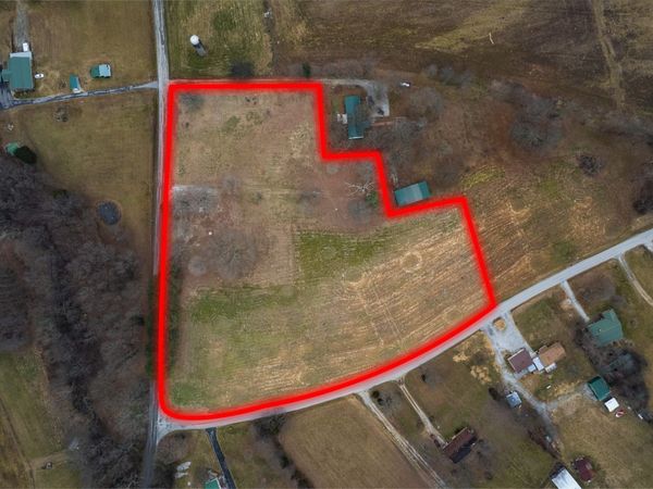 10266 Ragsdale Rd, Manchester, TN 37355