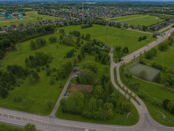 25575 N Fairfield Road, Hawthorn Woods, IL 60047