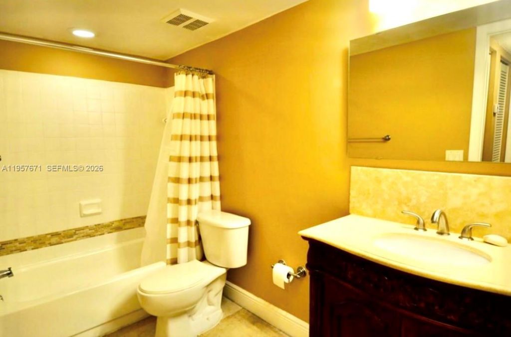 5654 Rock Island Rd , Unit 214, Tamarac, FL 33319 Photo