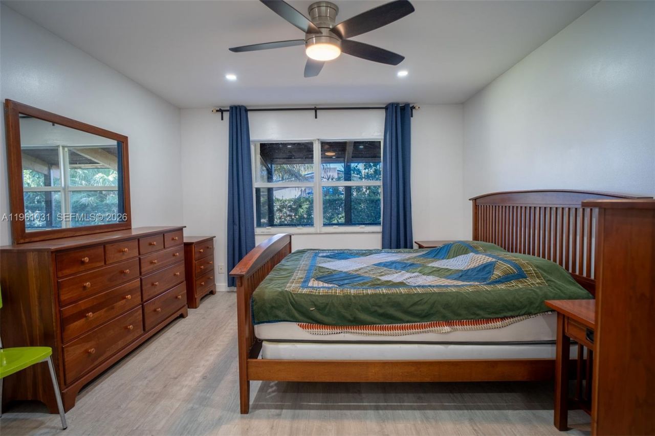 135 Essex Rd, Unit 2-28, Hollywood, FL 33024 Photo