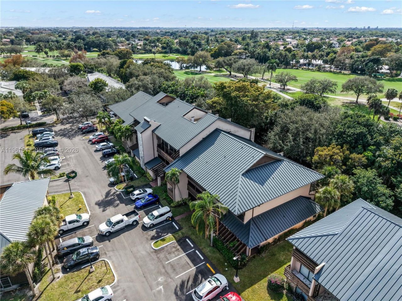 141 SW 96th Ter, Unit 204, Plantation, FL 33324 Photo