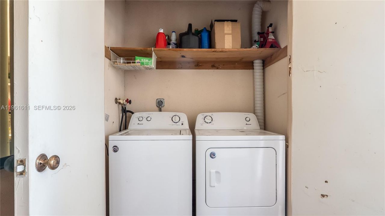 141 SW 96th Ter, Unit 204, Plantation, FL 33324 Photo