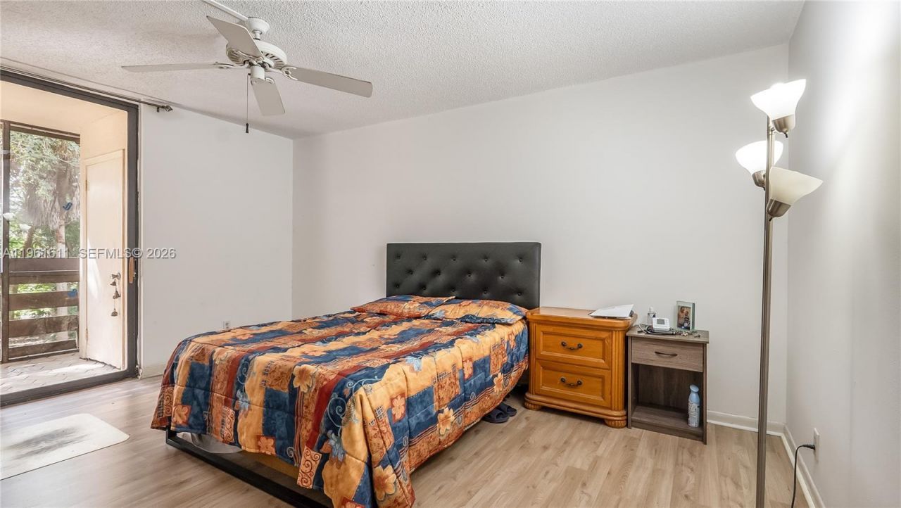 141 SW 96th Ter, Unit 204, Plantation, FL 33324 Photo