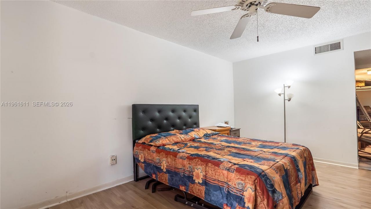 141 SW 96th Ter, Unit 204, Plantation, FL 33324 Photo