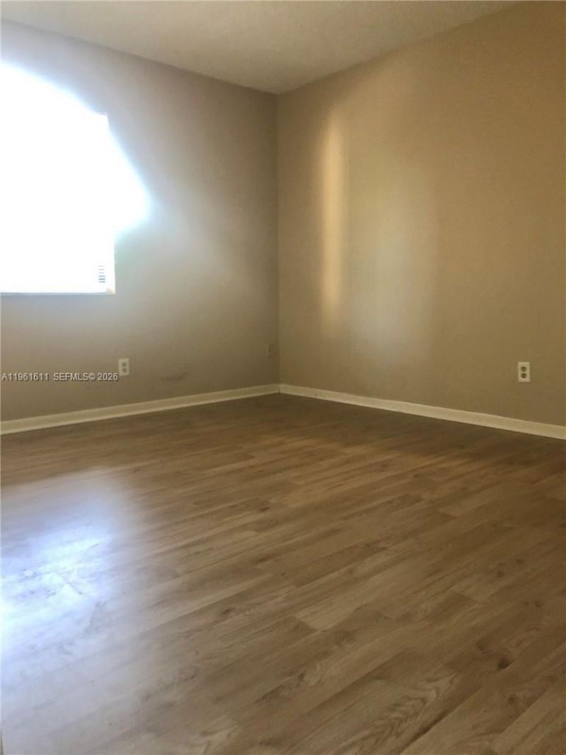 141 SW 96th Ter, Unit 204, Plantation, FL 33324 Photo