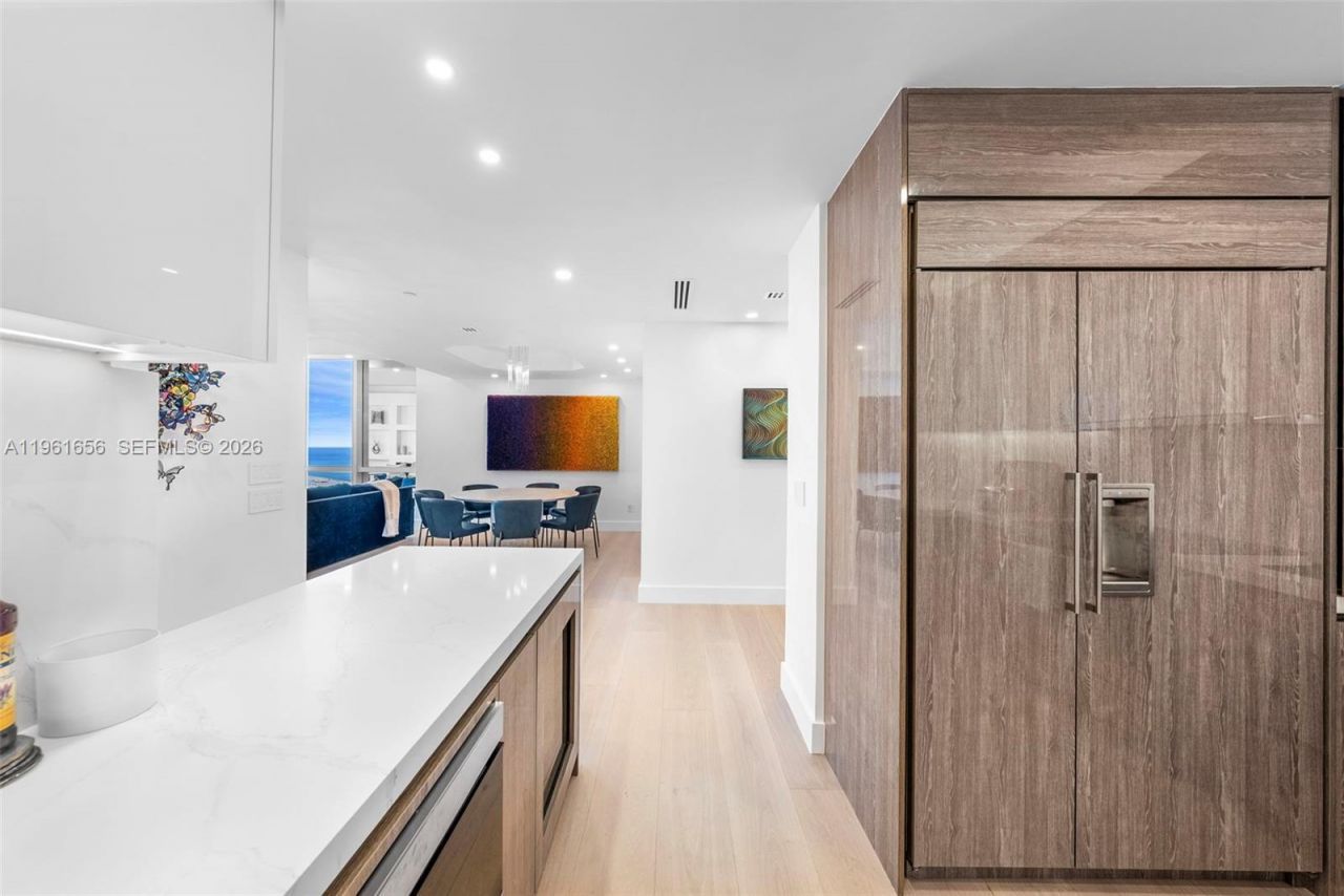 100 S Pointe Dr, Unit 1409/10, Miami Beach, FL 33139 Photo