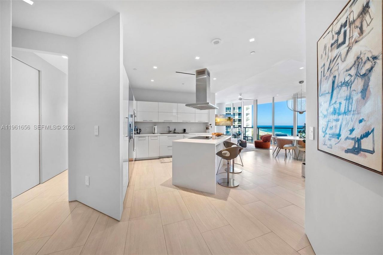 100 S Pointe Dr, Unit 1409/10, Miami Beach, FL 33139 Photo