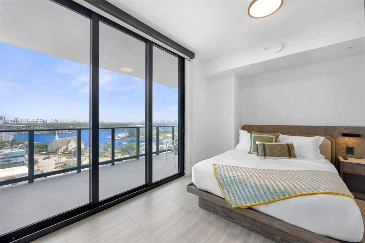 580 72nd St , Unit 1210, Miami Beach, FL 33141 Photo