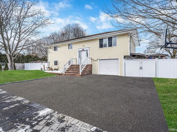 73 Olive Street, Central Islip, NY 11722