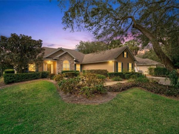 137 38th Court SW, Vero Beach, FL 32968