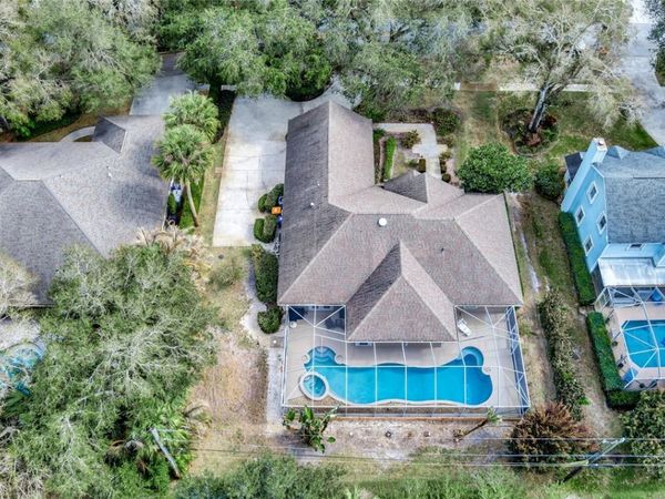 137 38th Court SW, Vero Beach, FL 32968