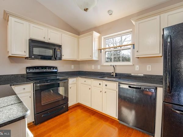 558 LONDON COURT, Unit 558, EGG HARBOR TOWNSHIP, NJ 08234