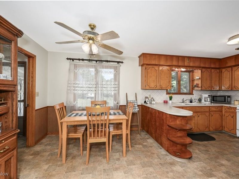 1365 Vanderhoof Road, New Franklin, OH 44203 Photo 8