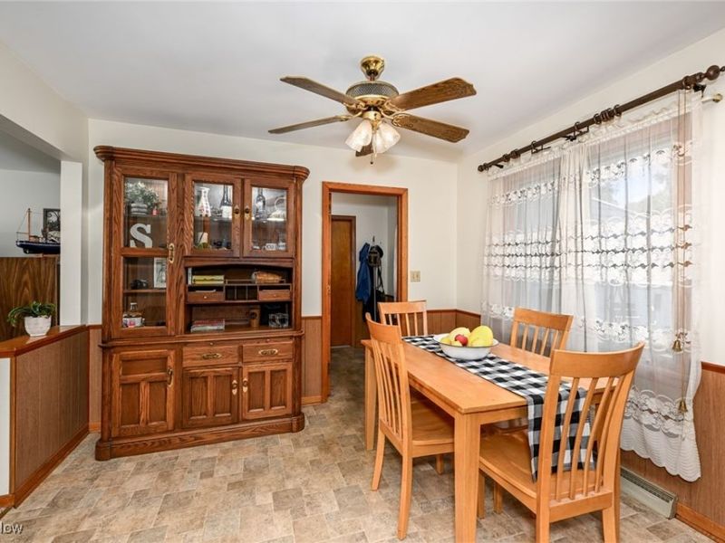 1365 Vanderhoof Road, New Franklin, OH 44203 Photo 9