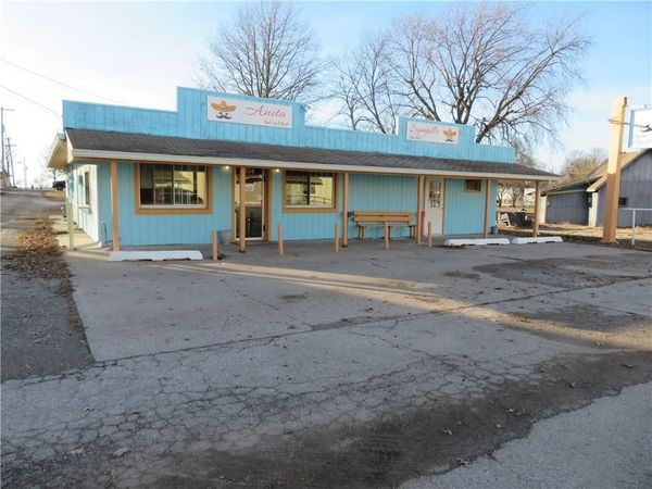 204 Third Street, Winchester, KS 66097