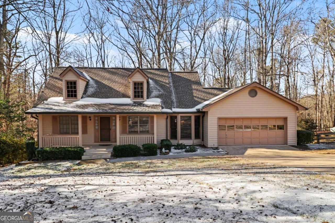 1940 Commonwealth Court, Cumming, GA 30041 Main Photo