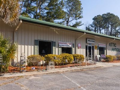 1789 Hampton Street , Walterboro, SC 29488