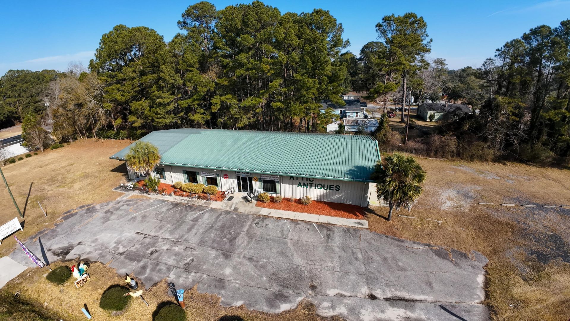 1789 Hampton Street Photo 5