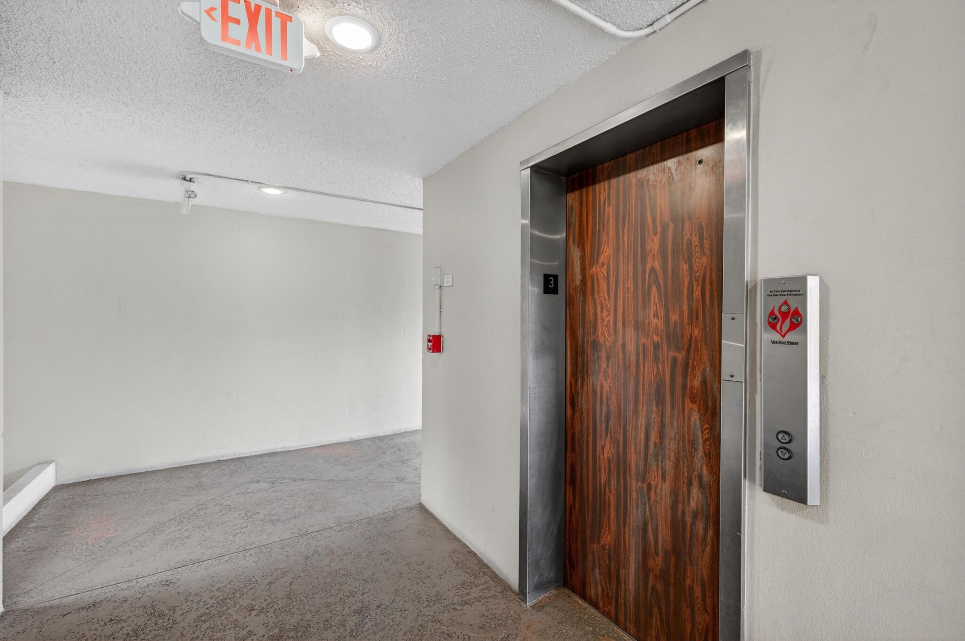 4850 NW 29 Court, Unit 327, Lauderdale Lakes, FL 33313 Photo