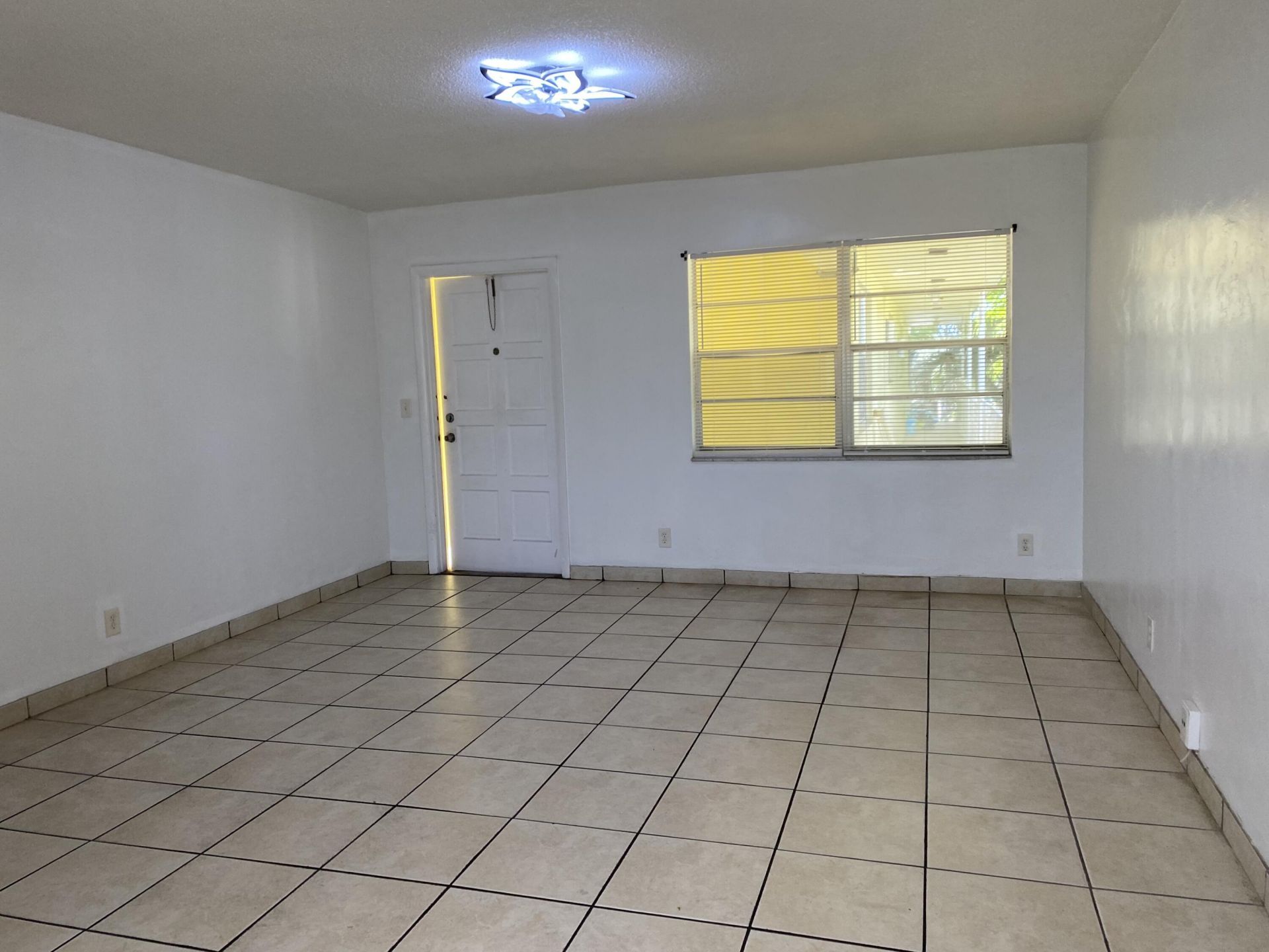 5400 Hollywood Boulevard, Unit 14, Hollywood, FL 33021 Photo