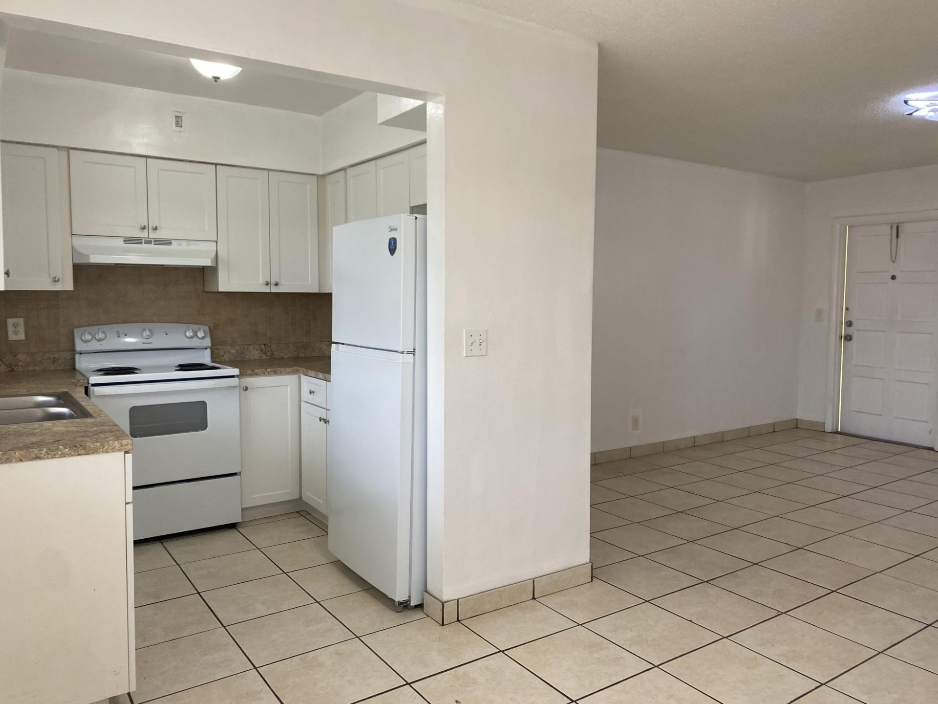 5400 Hollywood Boulevard, Unit 14, Hollywood, FL 33021 Photo