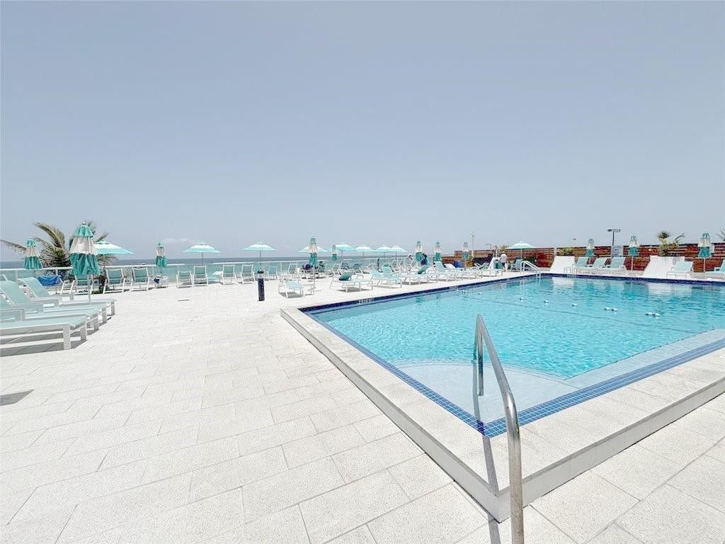 3140 S Ocean Drive, Unit 809, Hallandale Beach, FL 33009 Photo