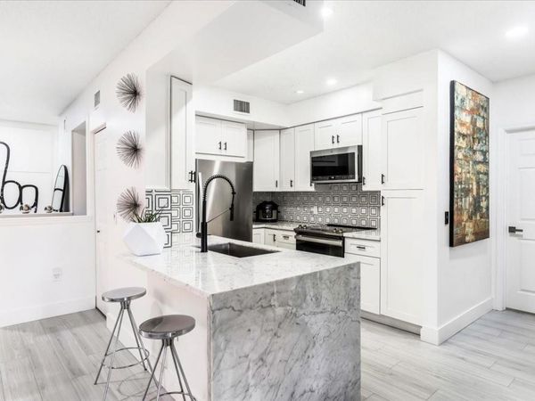 2452 Centergate Drive, Unit 202, Miramar, FL 33025