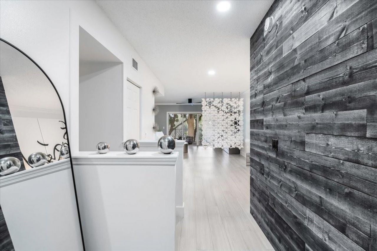 2452 Centergate Drive, Unit 202, Miramar, FL 33025 Photo