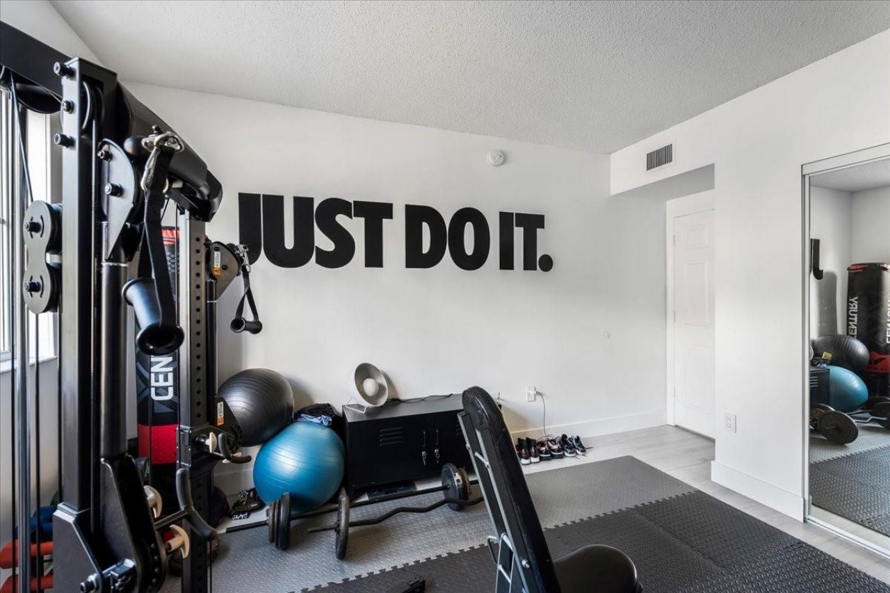 2452 Centergate Drive, Unit 202, Miramar, FL 33025 Photo