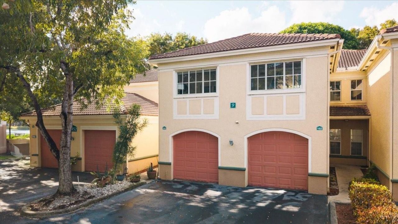 2452 Centergate Drive, Unit 202, Miramar, FL 33025 Photo