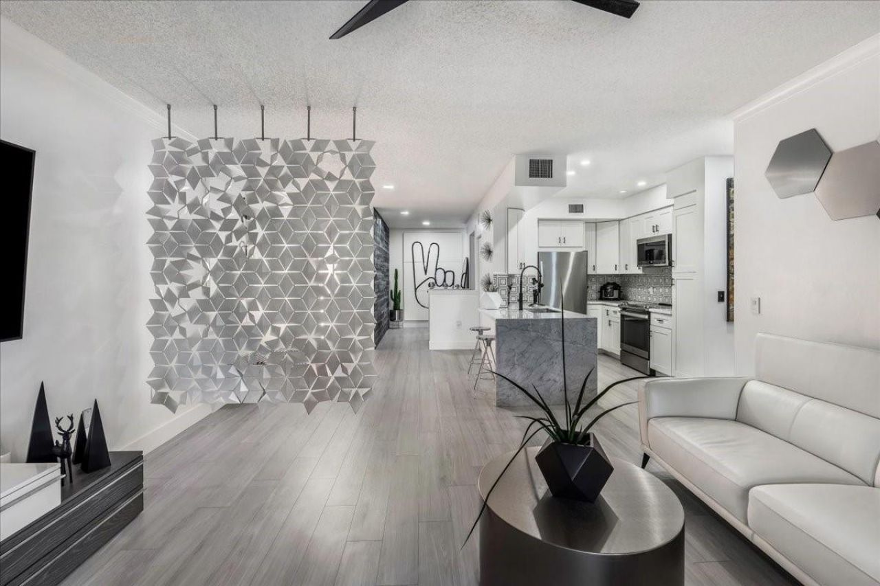 2452 Centergate Drive, Unit 202, Miramar, FL 33025 Photo