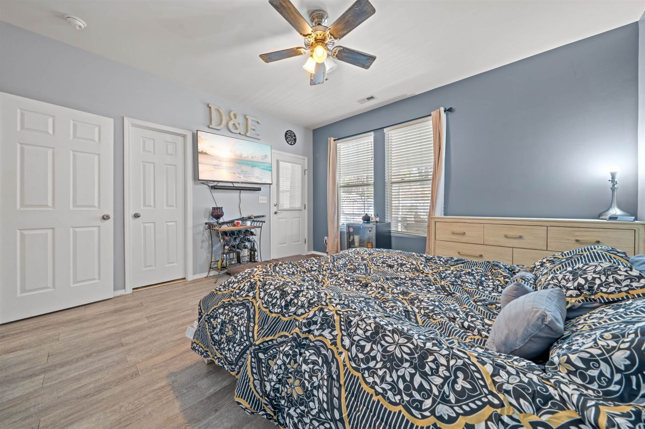 190 Olde Towne Way Photo 14