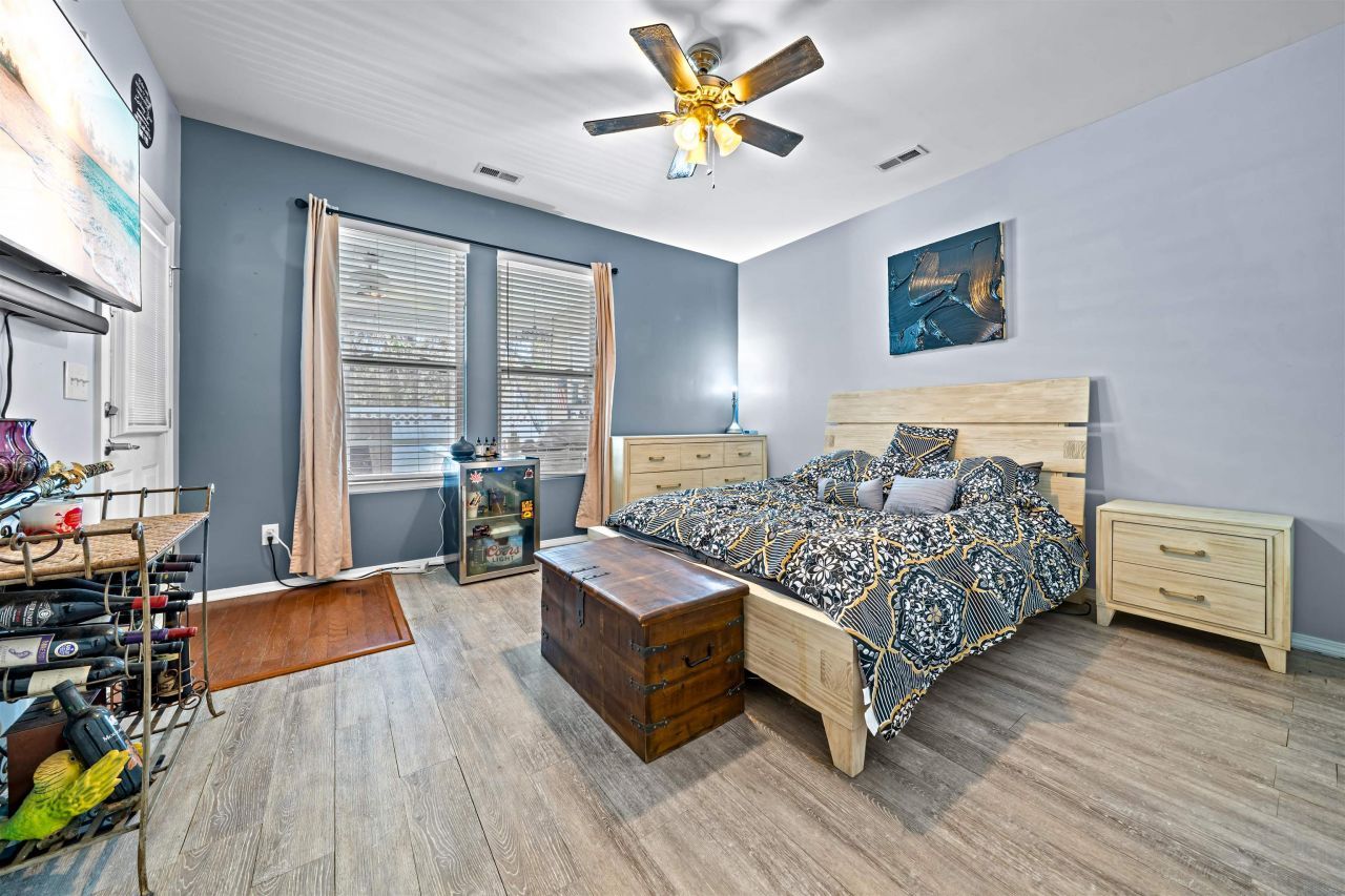 190 Olde Towne Way Photo 6