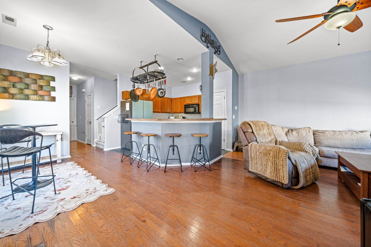 190 Olde Towne Way Photo 7