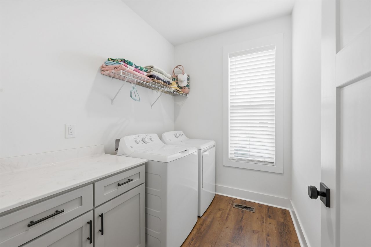 48 Half Shell Ct. Photo 13