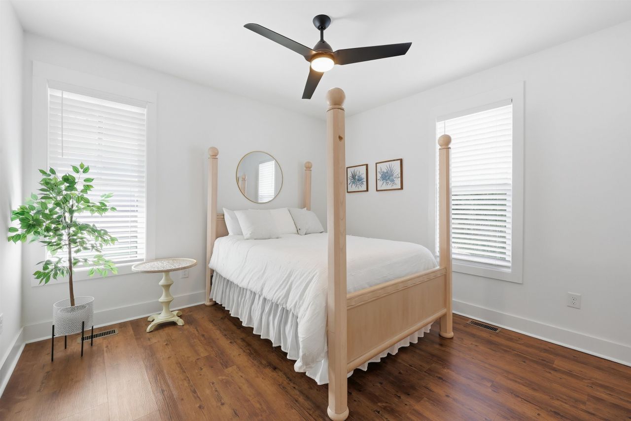 48 Half Shell Ct. Photo 14