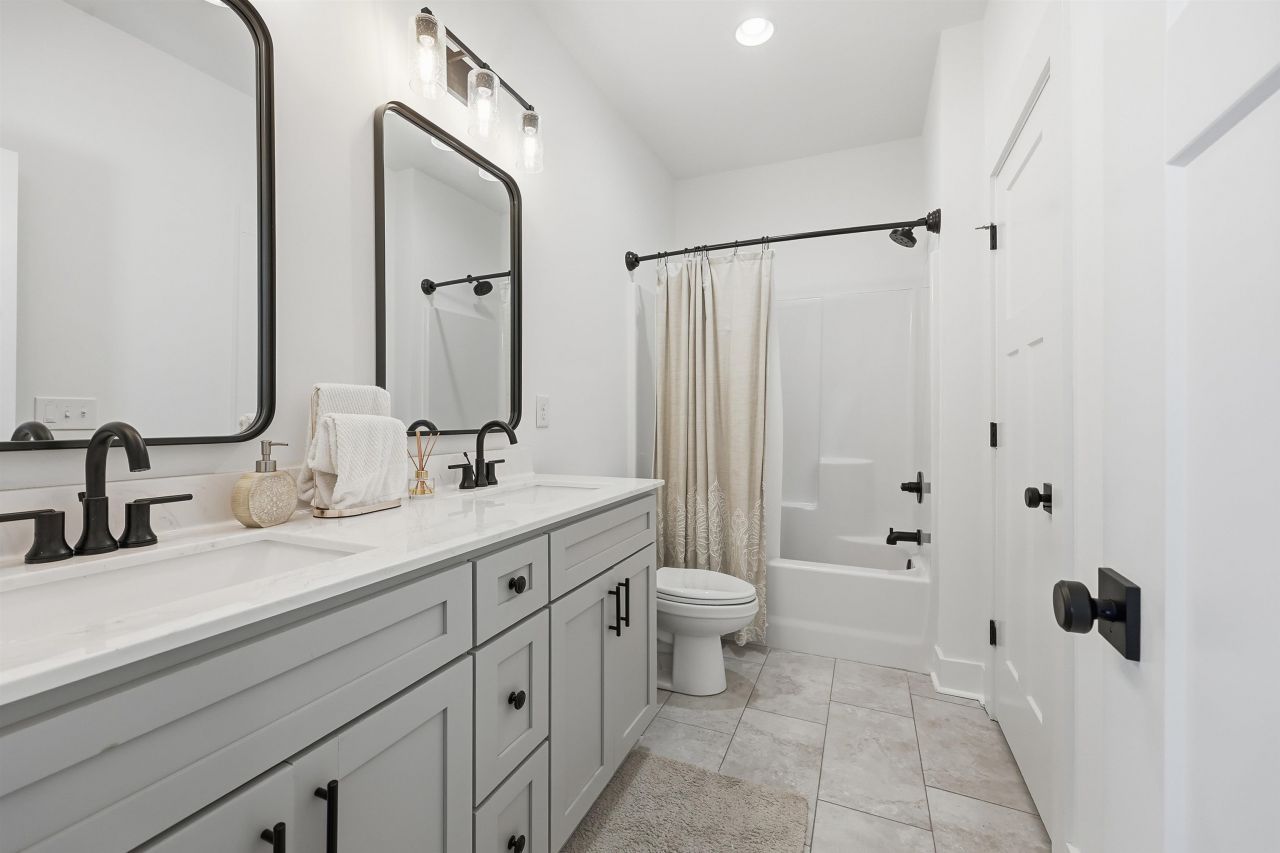 48 Half Shell Ct. Photo 26