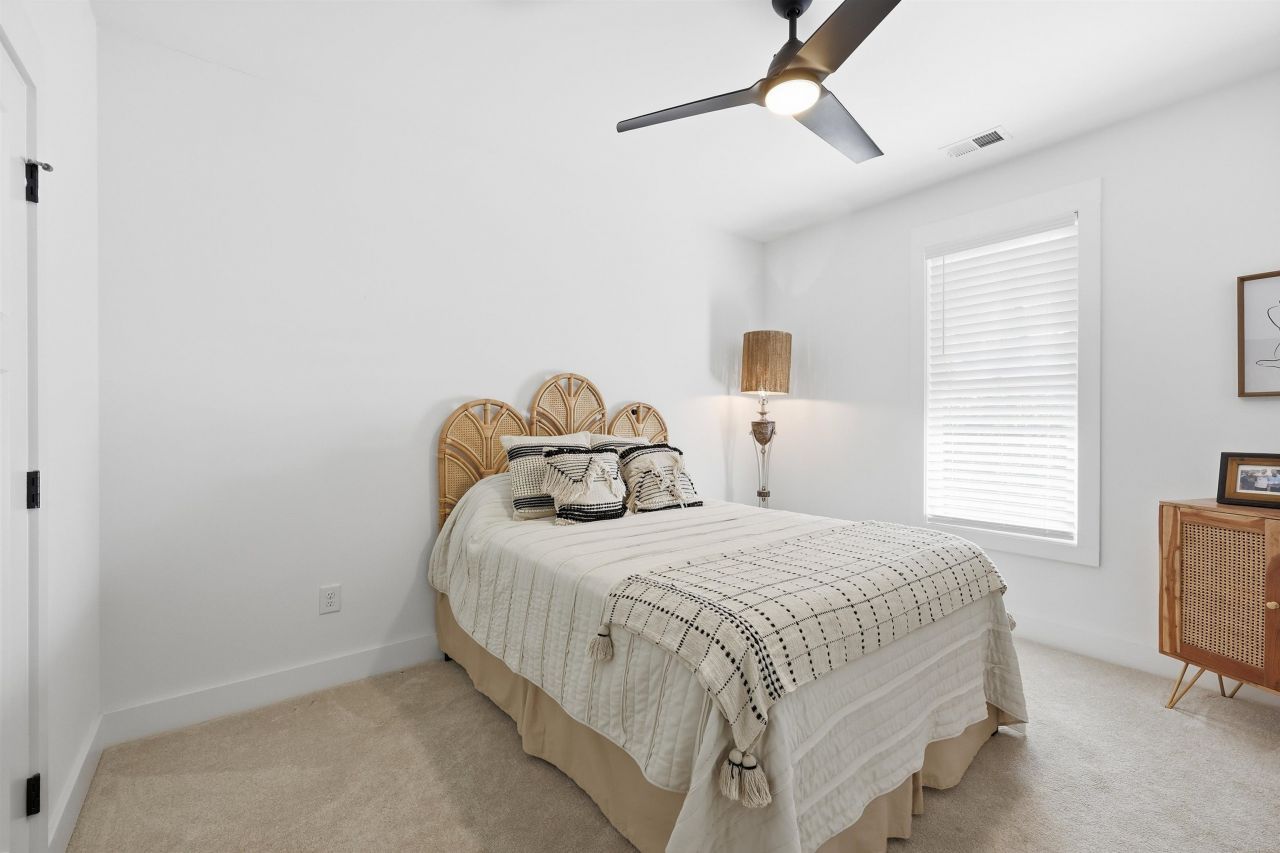 48 Half Shell Ct. Photo 30