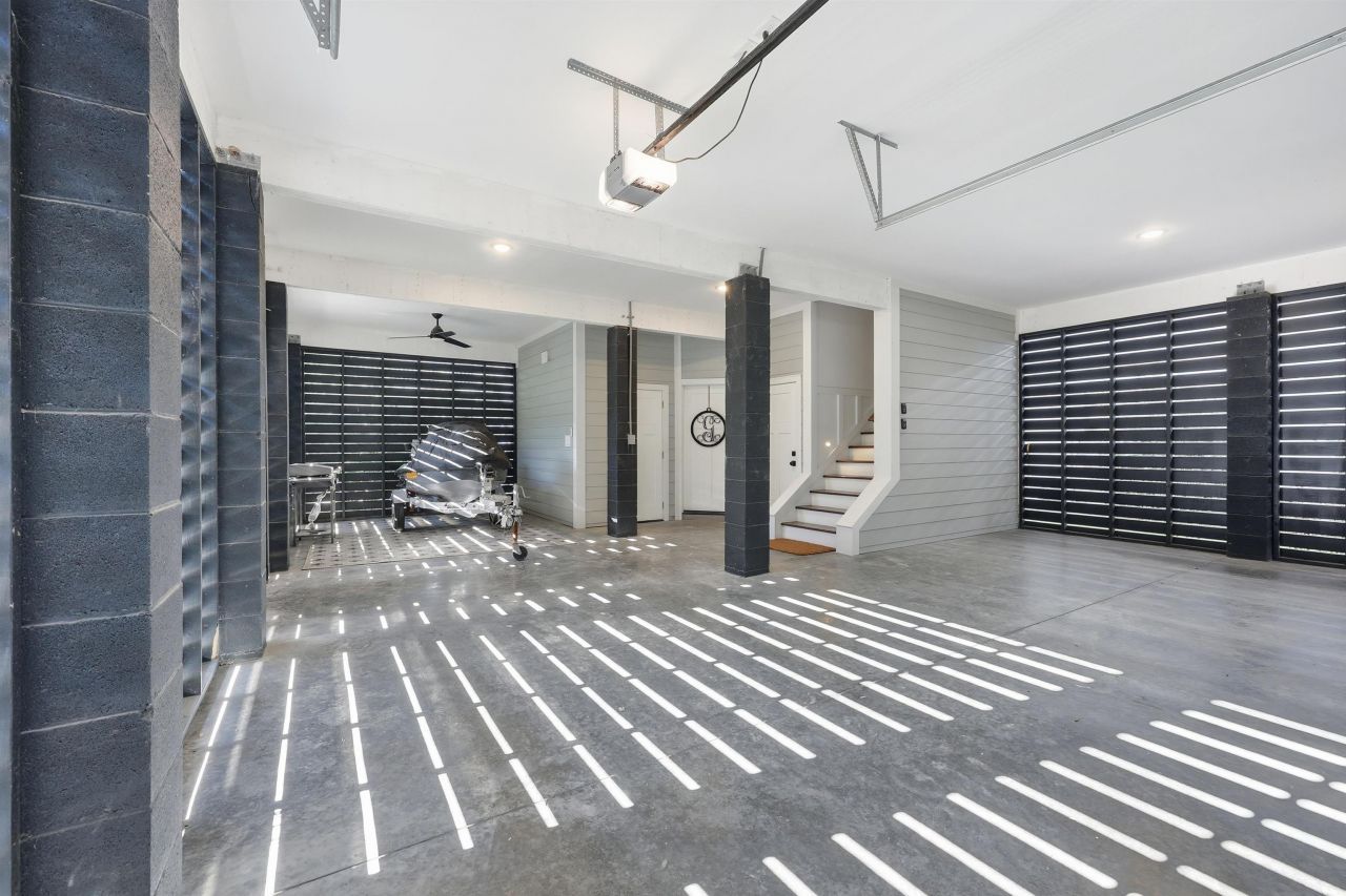 48 Half Shell Ct. Photo 35