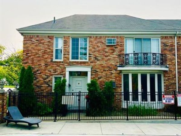 2356 W 14 MILE Road, Royal Oak, MI 48073