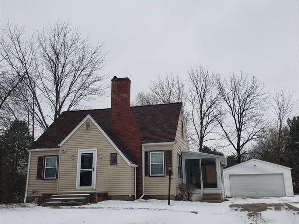 5411 Columbus Road NE, Louisville, OH 44641